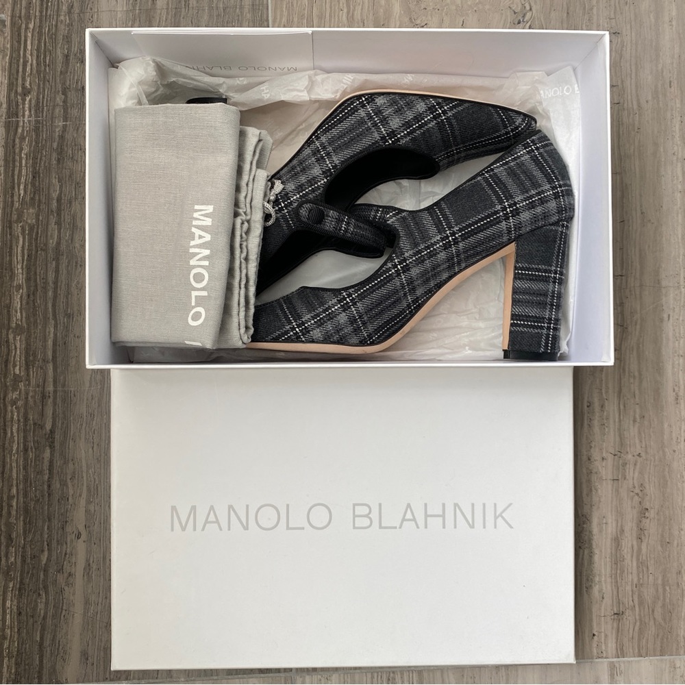 Authentic Manolo Blahnik Campy 90 Grey Plaid Mary Jane sz 37.5 never worn - Picture 2 of 8